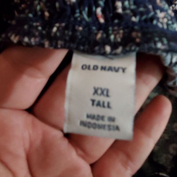 Old Navy Jumpsuit Womens XXL Tall Blue Floral Sleeveless Smocked Romper *NWT* - Picture 2 of 10